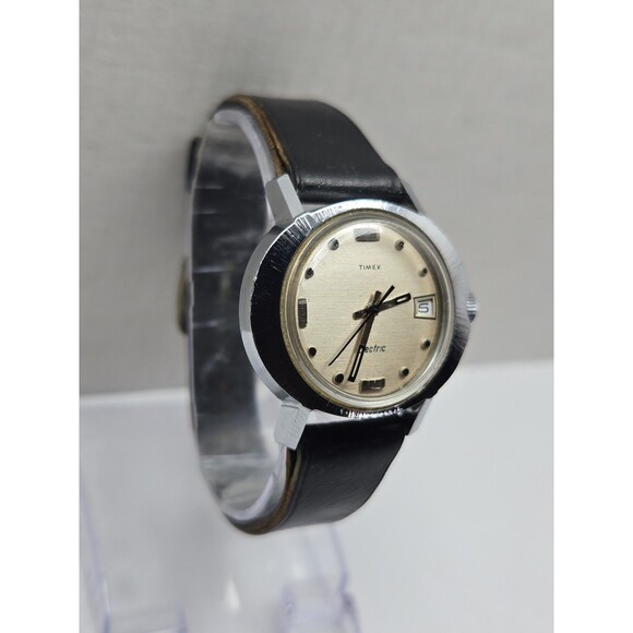 1972 Timex Ladies Electric Calendar Chrome Plated Vintage Date Watch Black Strap main image 5